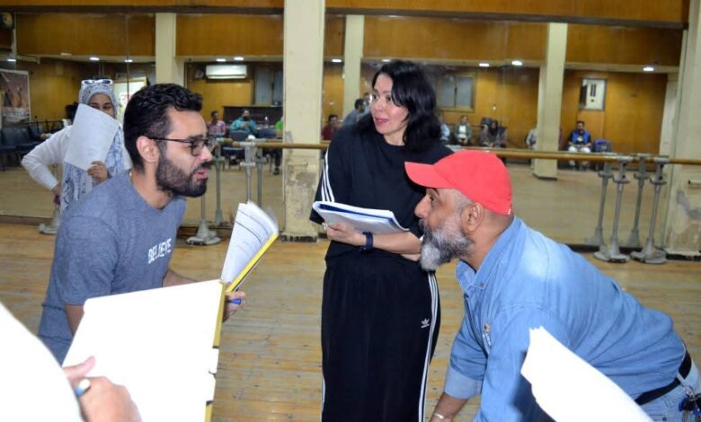 لقاء الخميسي من بروفات الملك وأنا