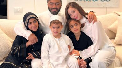 تامر حسني وبسمة بوسيل برفقة أولادهما